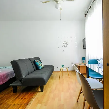 Studio 17553a Апартаменты *